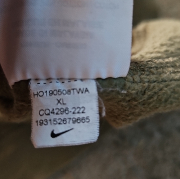 Nike Boys' Sportswear Camo Hoodie XL - Picture 3 of 9